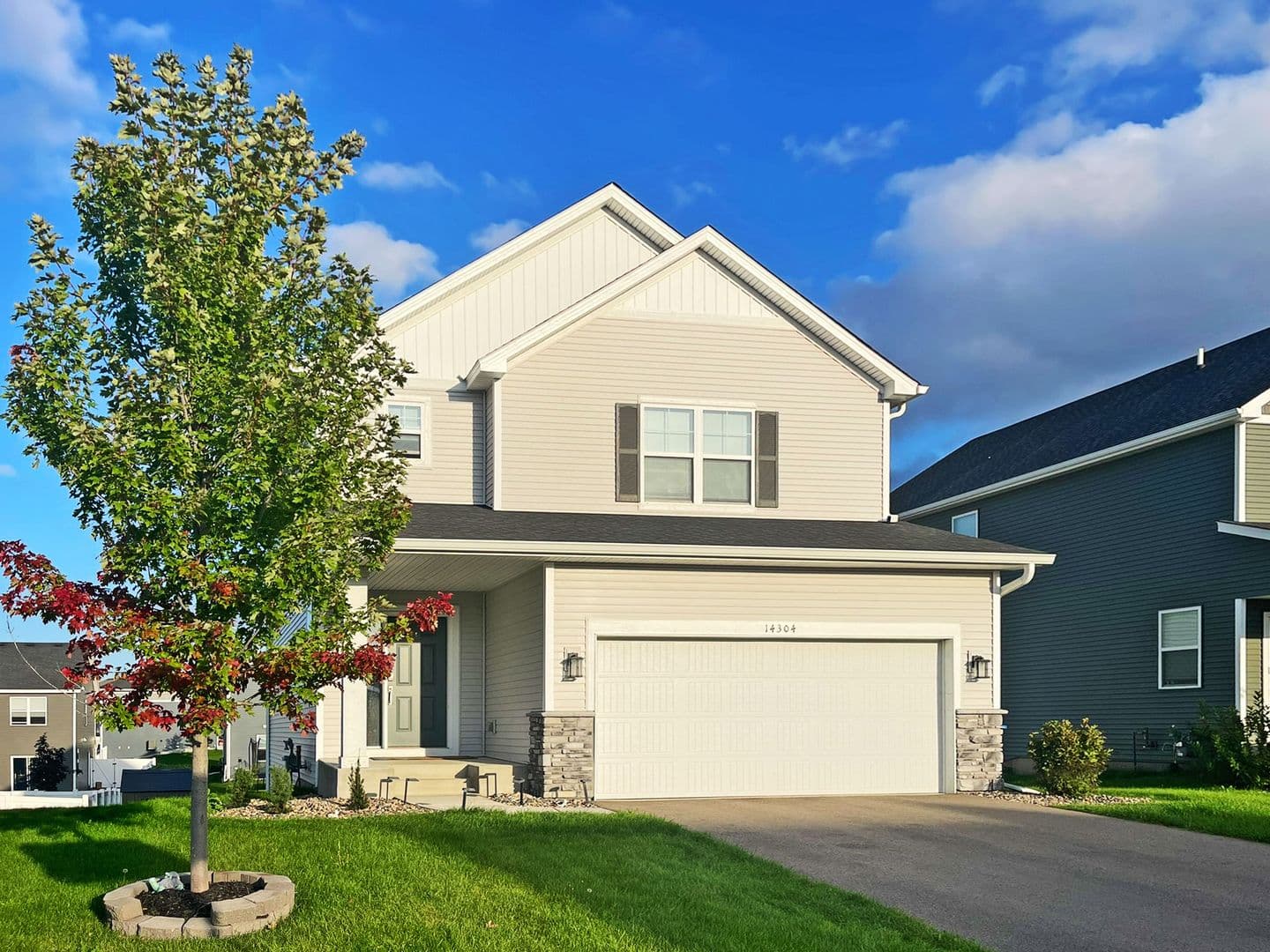 Rosemount House: 14304 Allerton Way