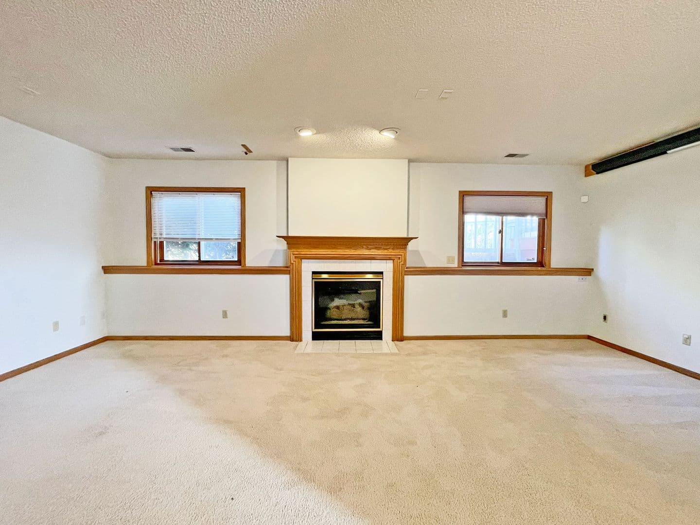 Woodbury House: 10066 Fox Run Cove