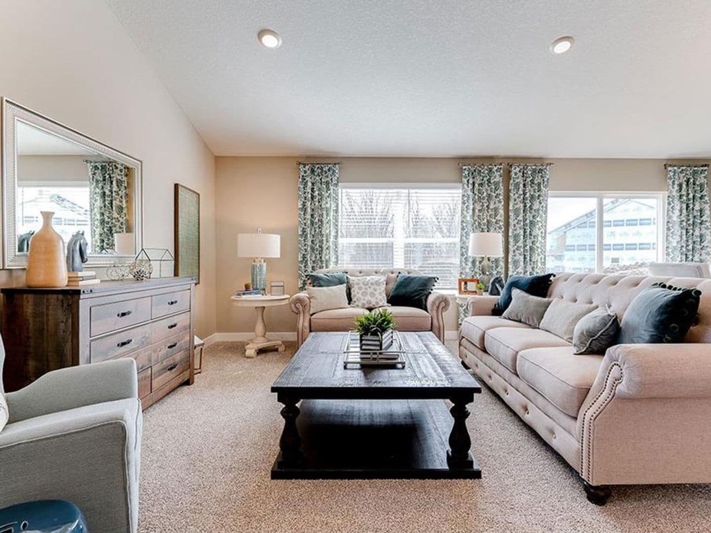 Rosemount House: 1381 136th St W