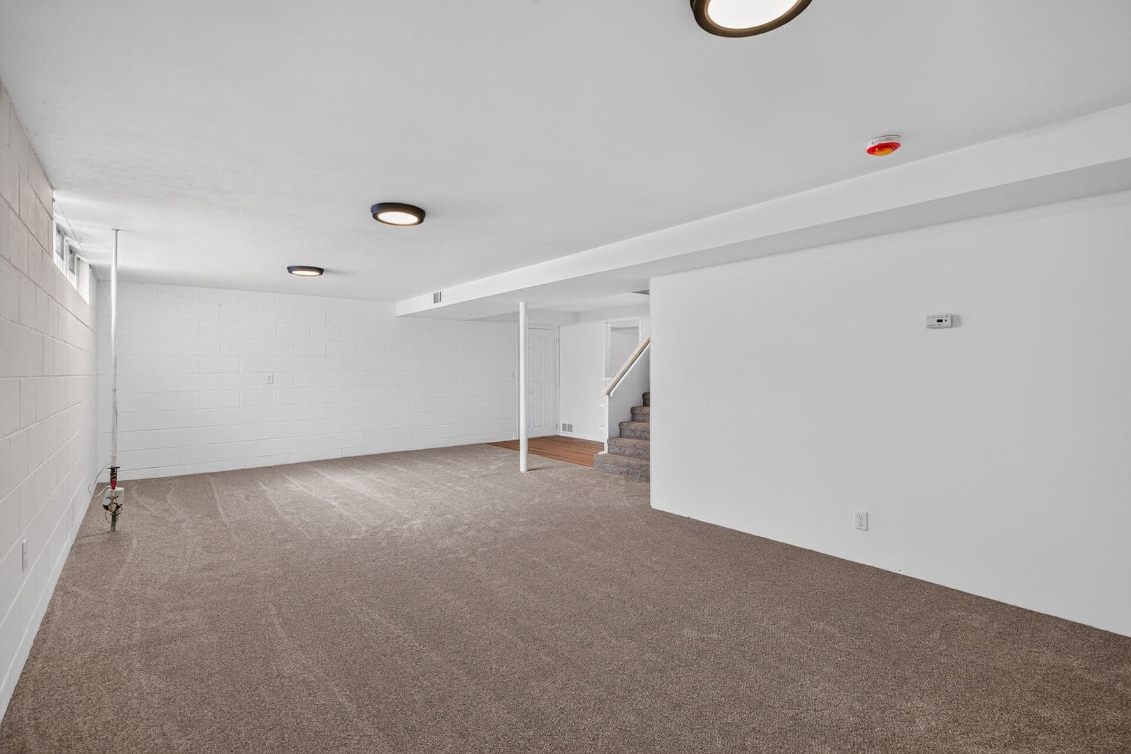 Inver Grove Heights House: 1875 46th St E