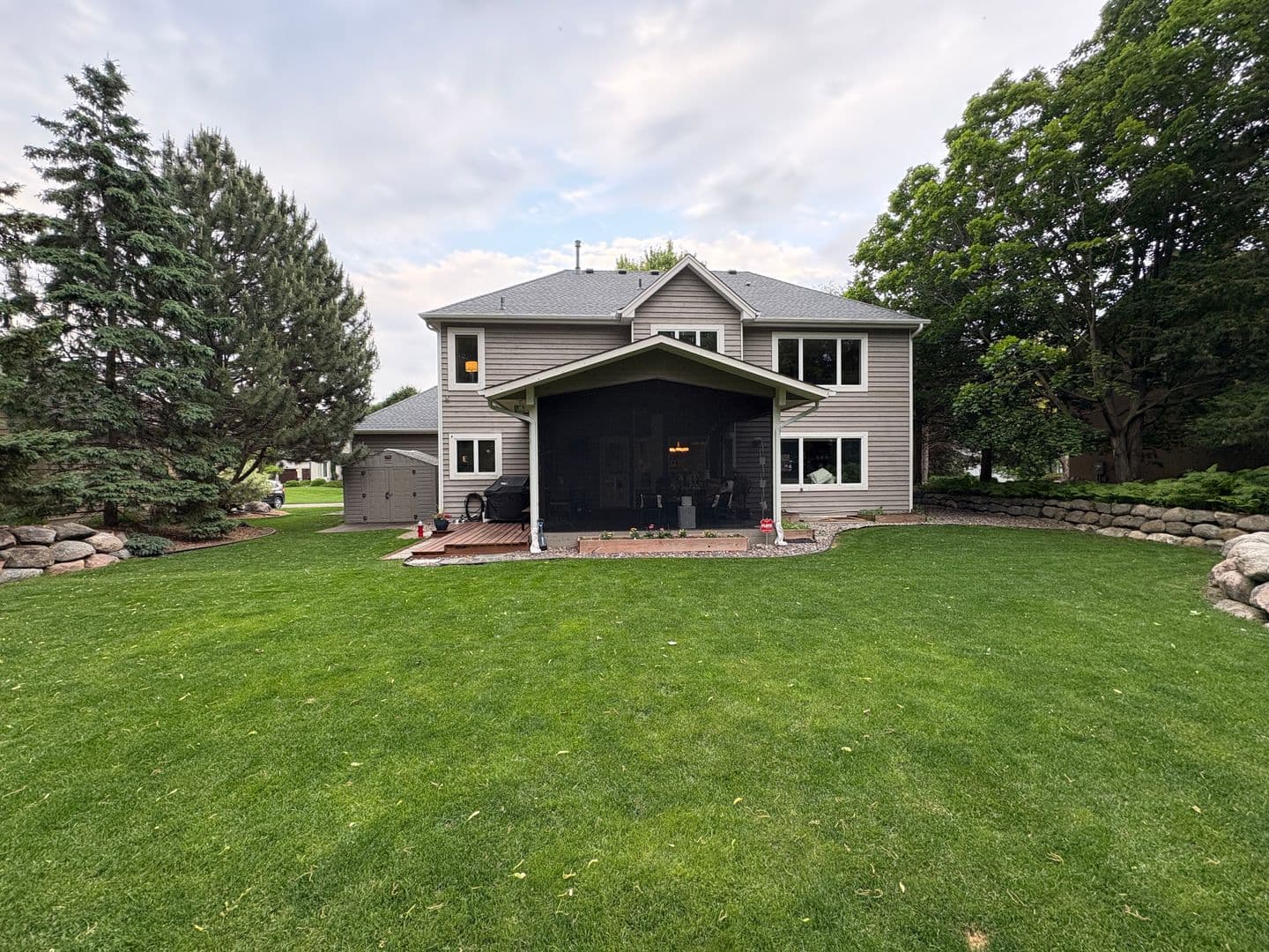Chanhassen House: 6560 Shadow Lane
