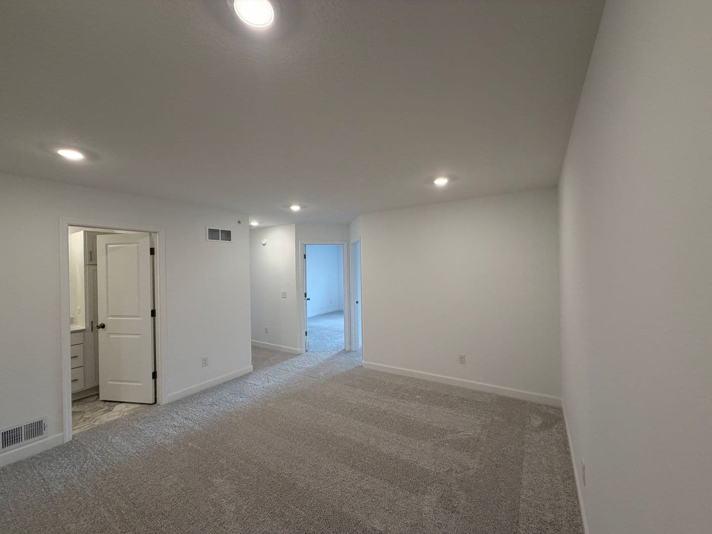 Woodbury Townhome: 5349 Long Point Pass