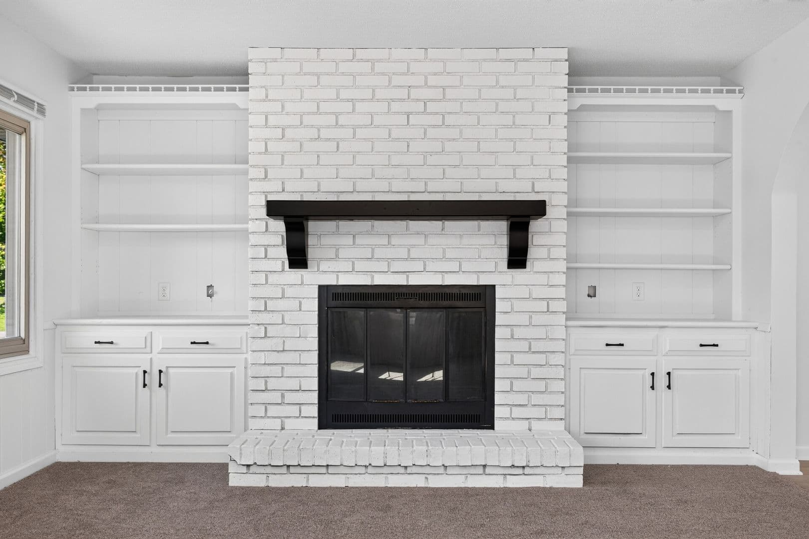 Inver Grove Heights House: 1875 46th St E