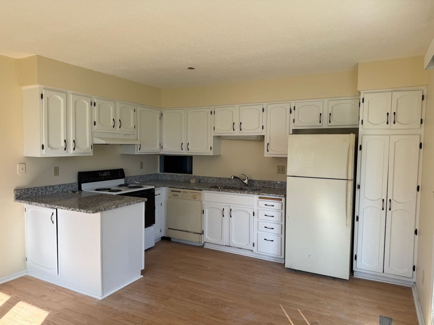 Apple Valley Townhome: 8295-8301 144th St. W.