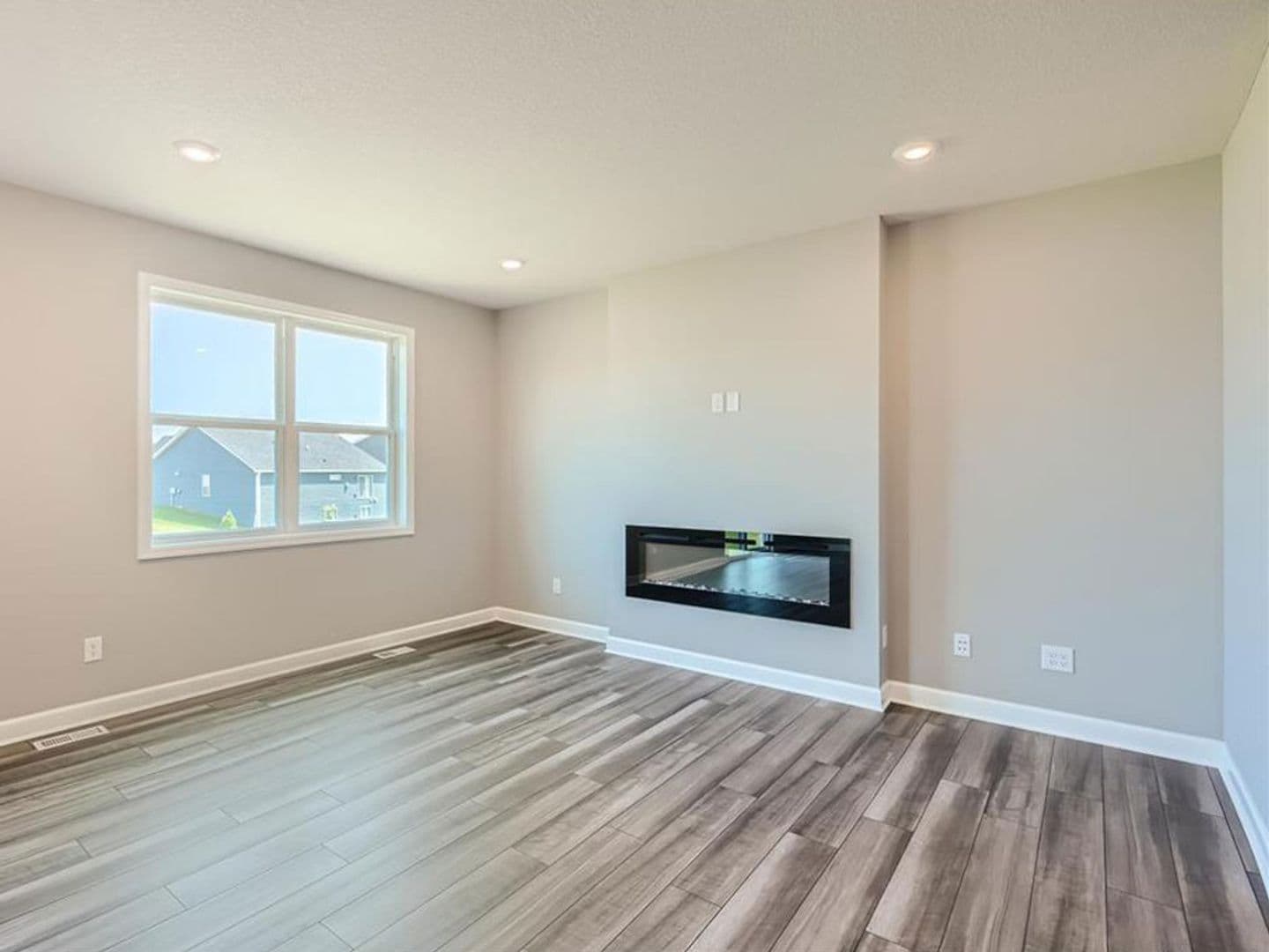 Rosemount House: 14304 Allerton Way