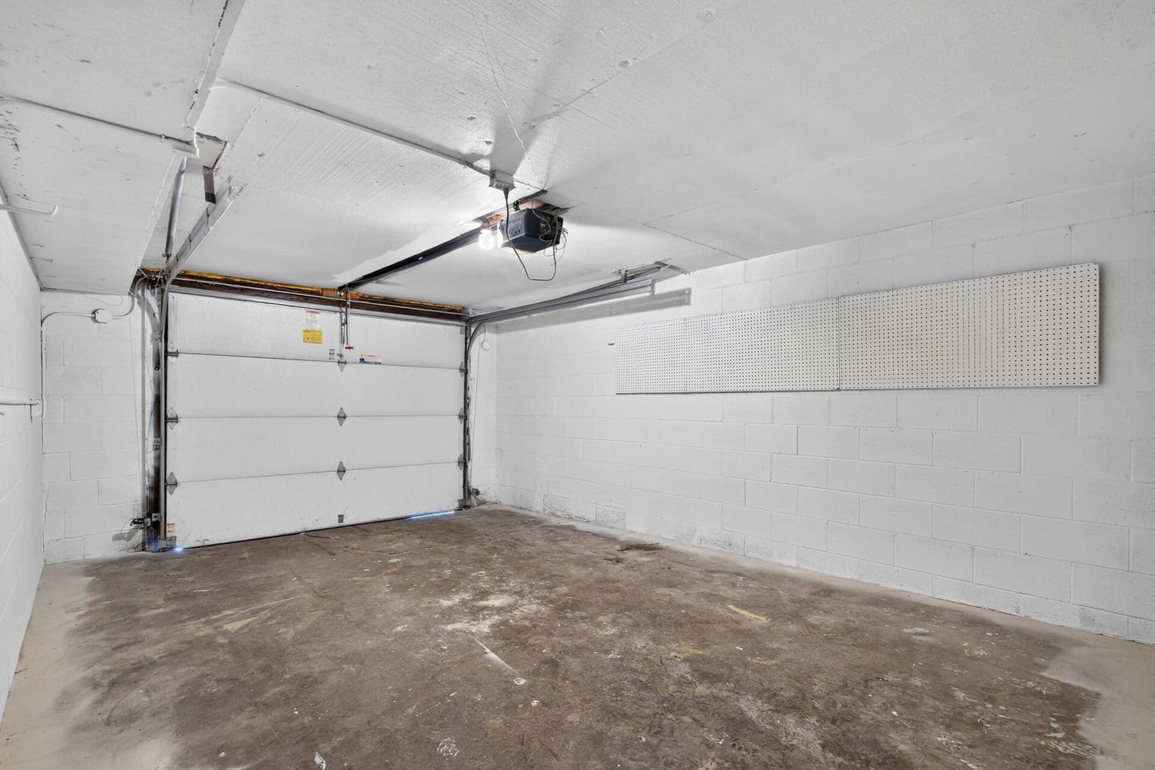 Inver Grove Heights House: 1875 46th St E