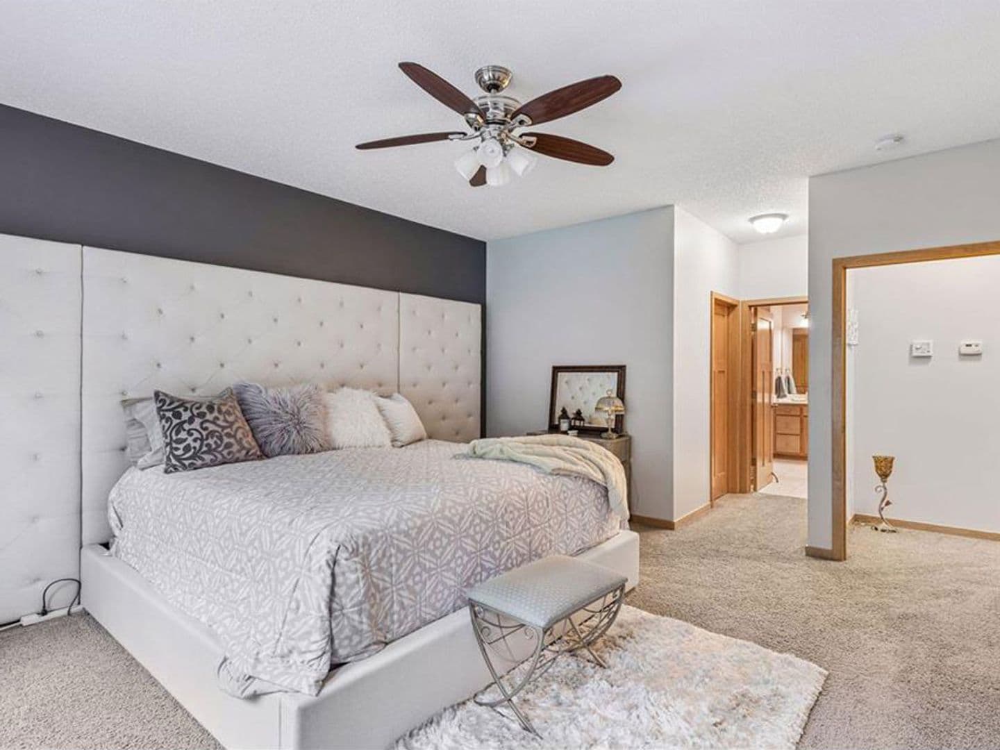 Oakdale Townhome: 1354 Holly Ave