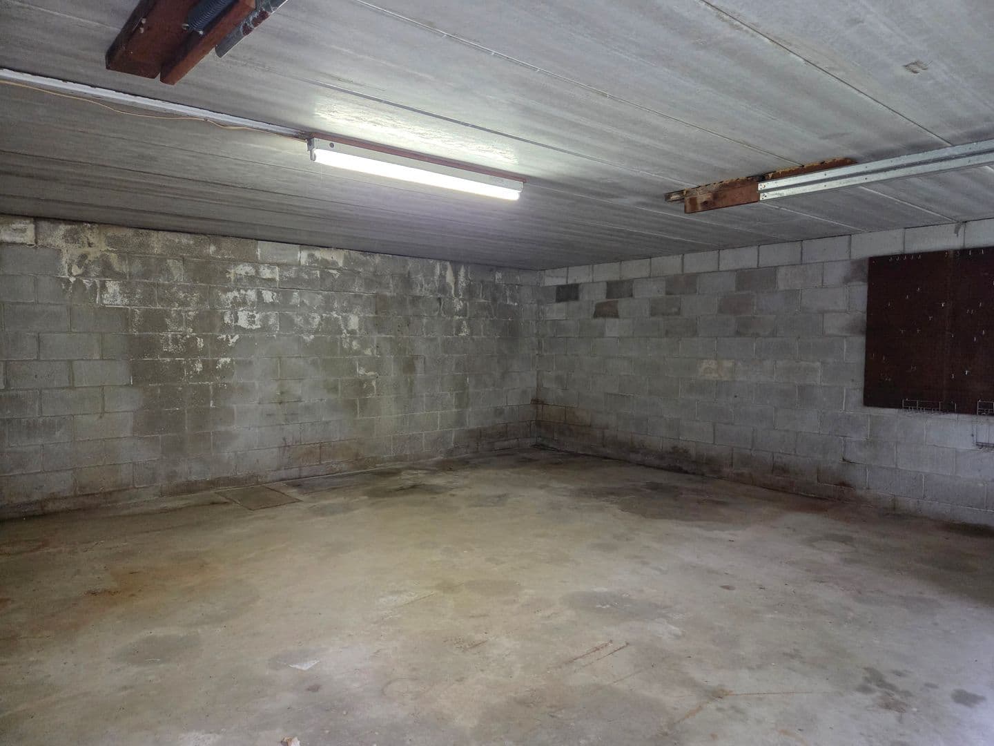 Mound House: 6015 Aspen Road