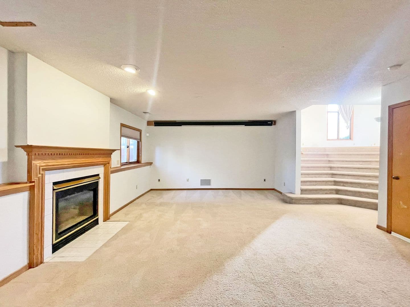 Woodbury House: 10066 Fox Run Cove