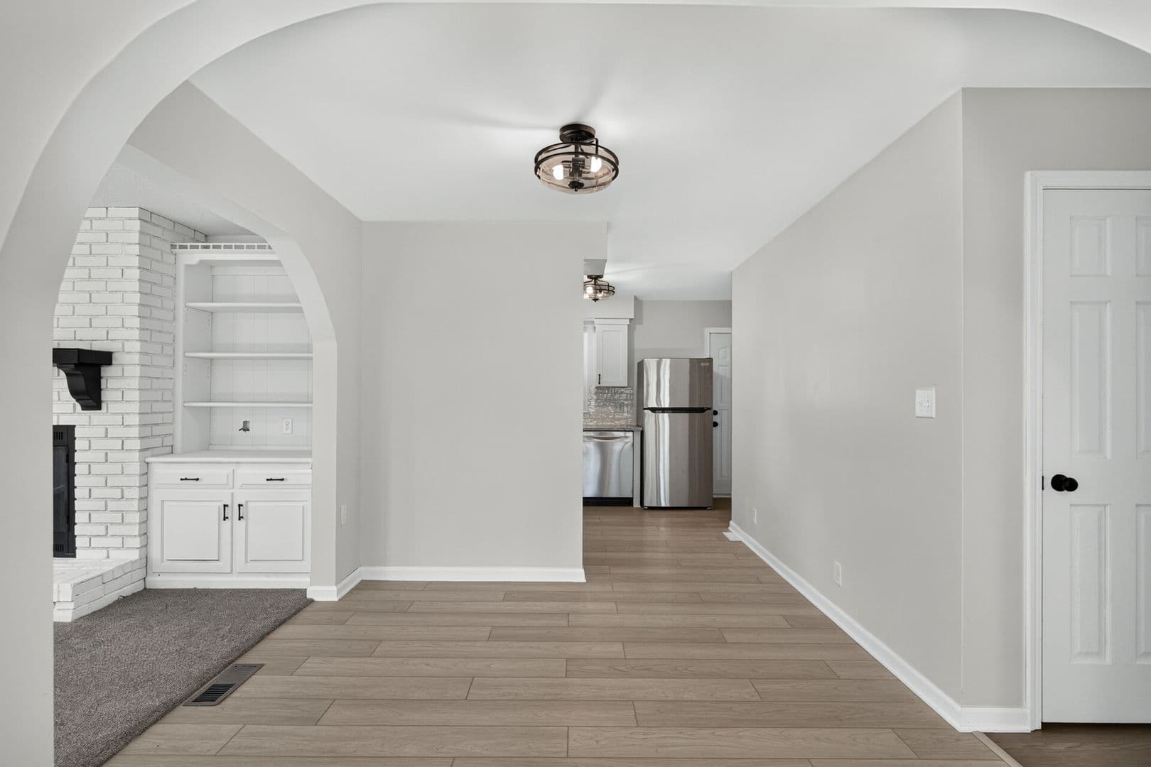 Inver Grove Heights House: 1875 46th St E