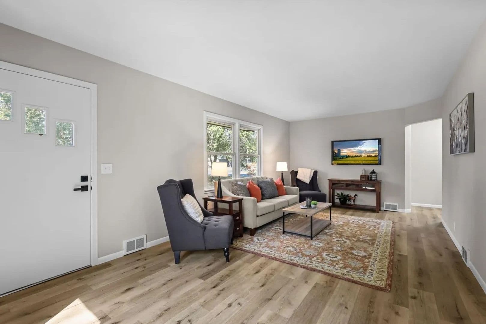 Maple Grove House: 9480 Revere Lane N