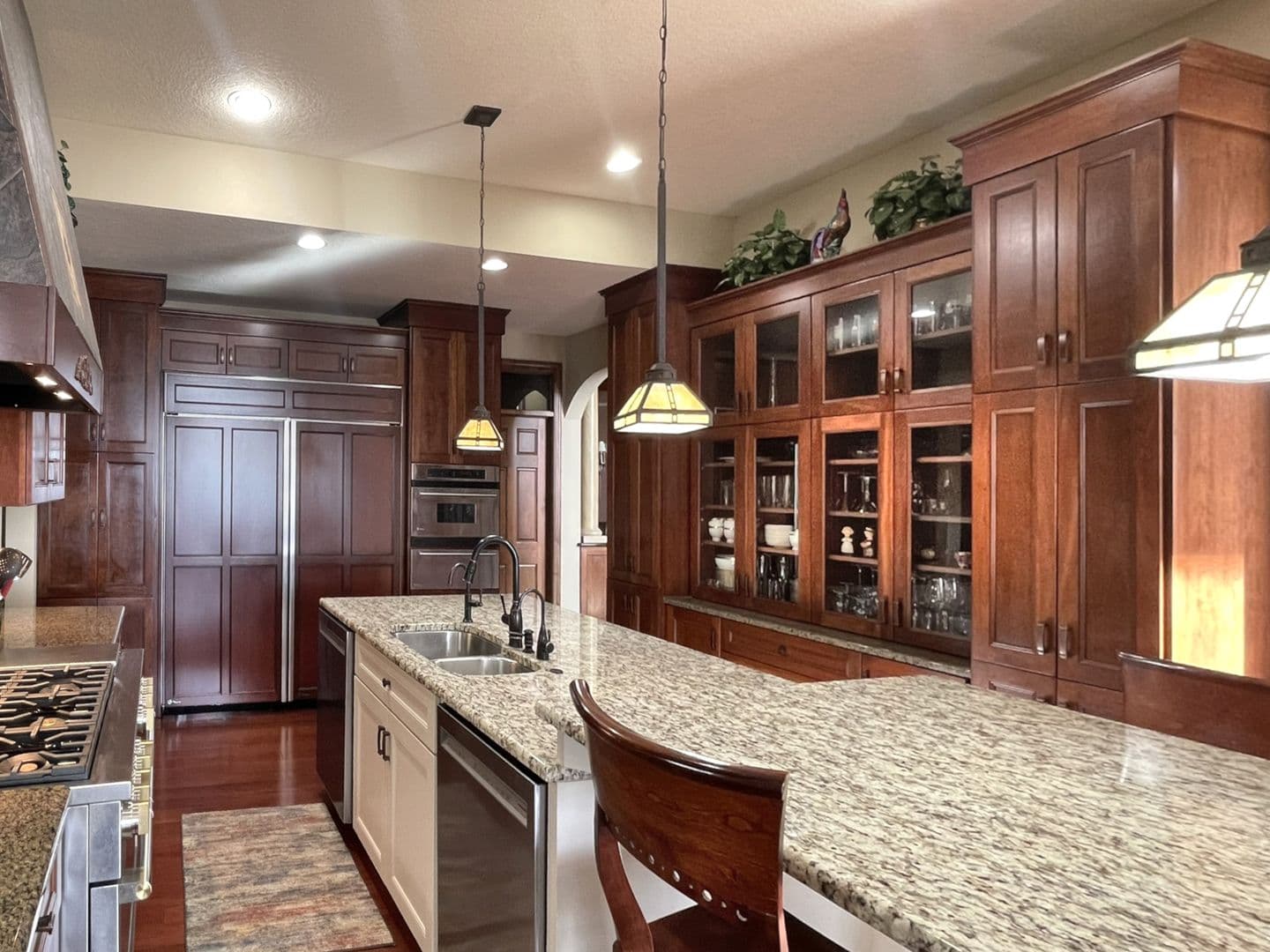 Orono House: 3995 North Shore Dr