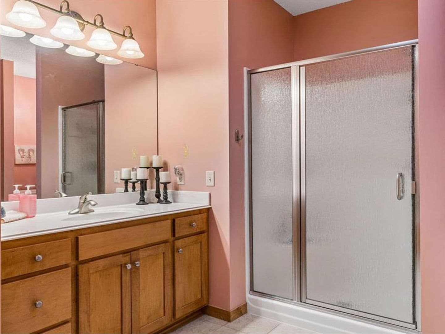 Oakdale Townhome: 1354 Holly Ave