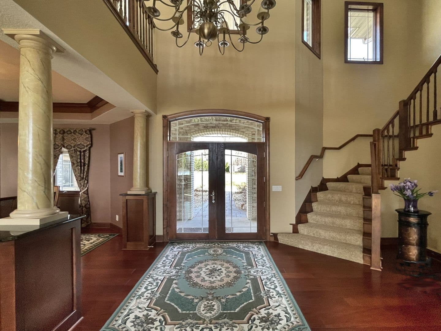 Orono House: 3995 North Shore Dr