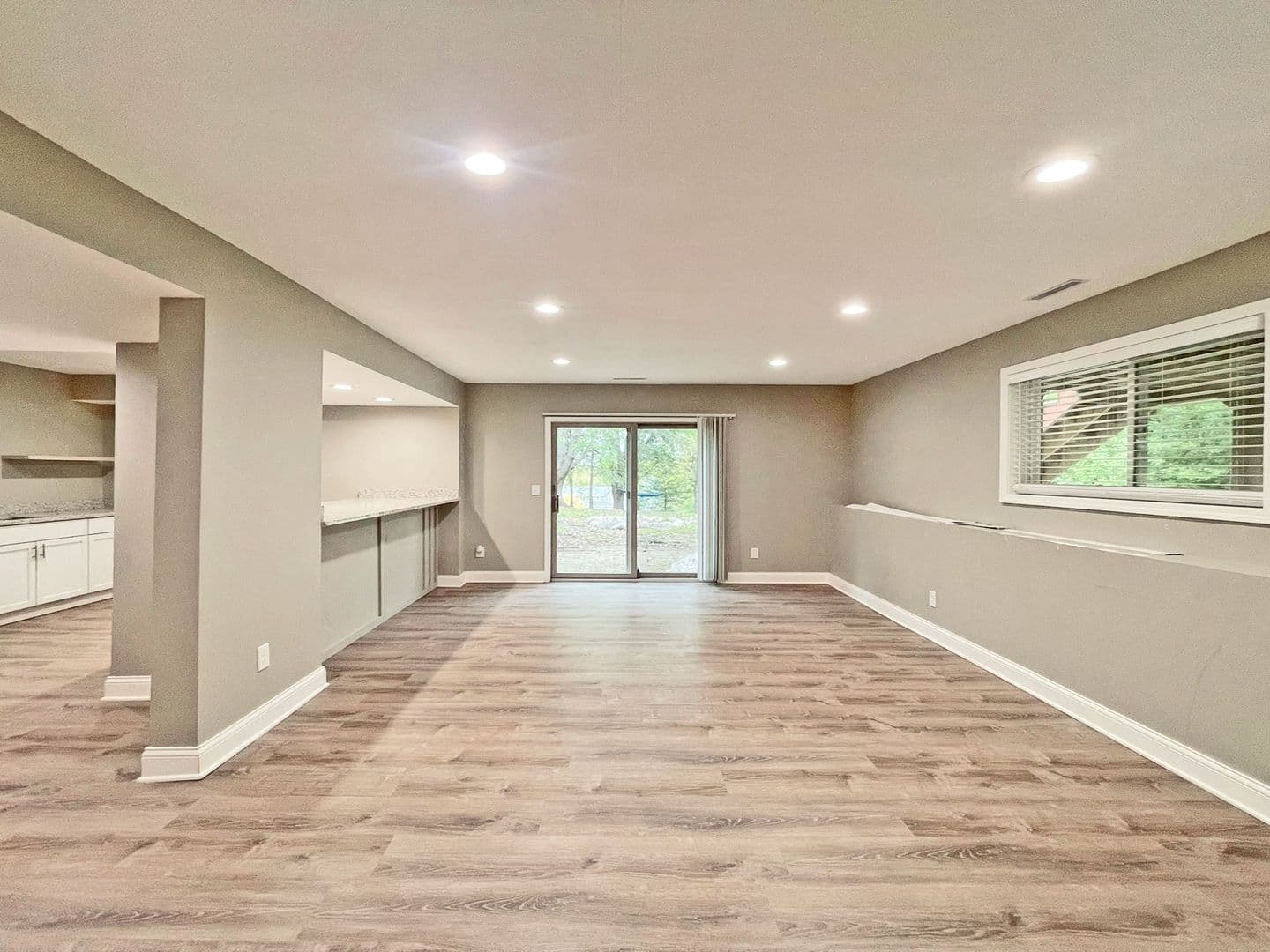 Plymouth House: 5743 Juneau Lane N