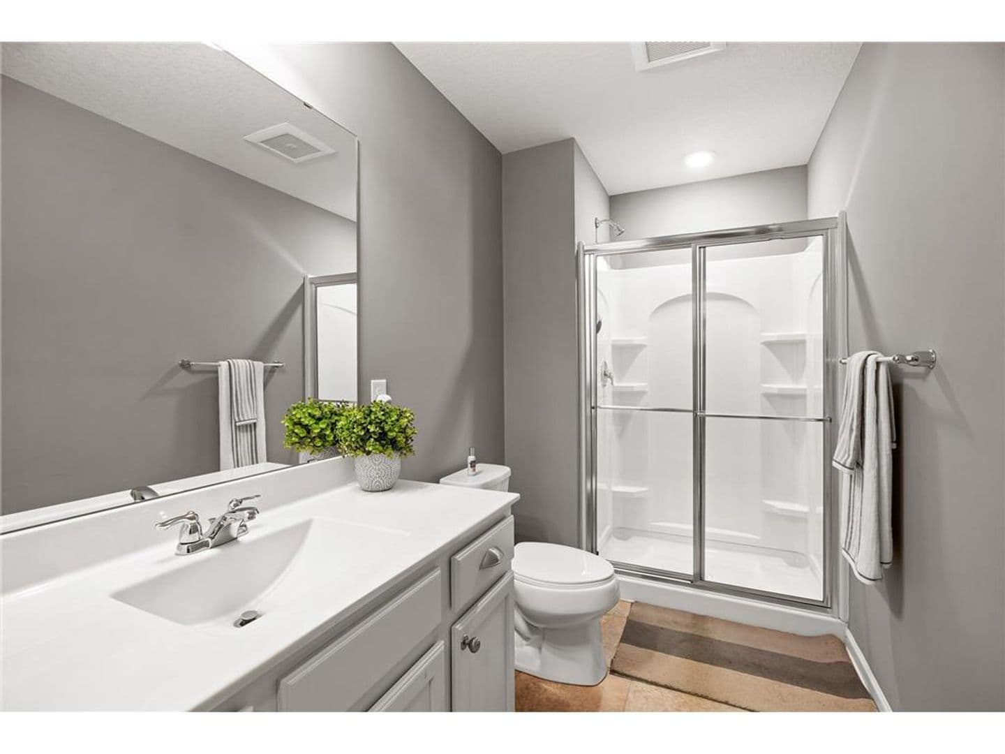 Plymouth House: 16540 61st Avenue N