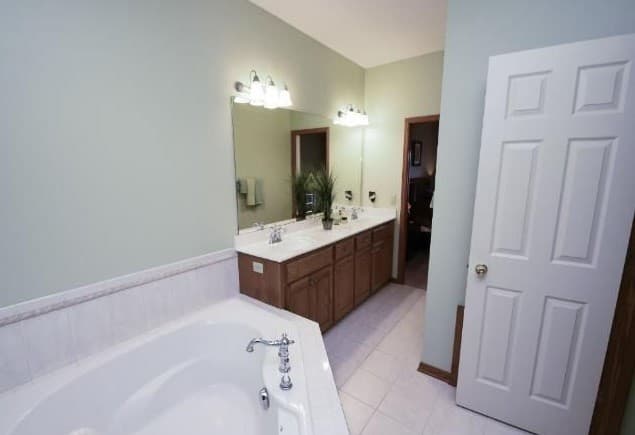 Woodbury Townhome: 10776 Falling Water Lane Unit D