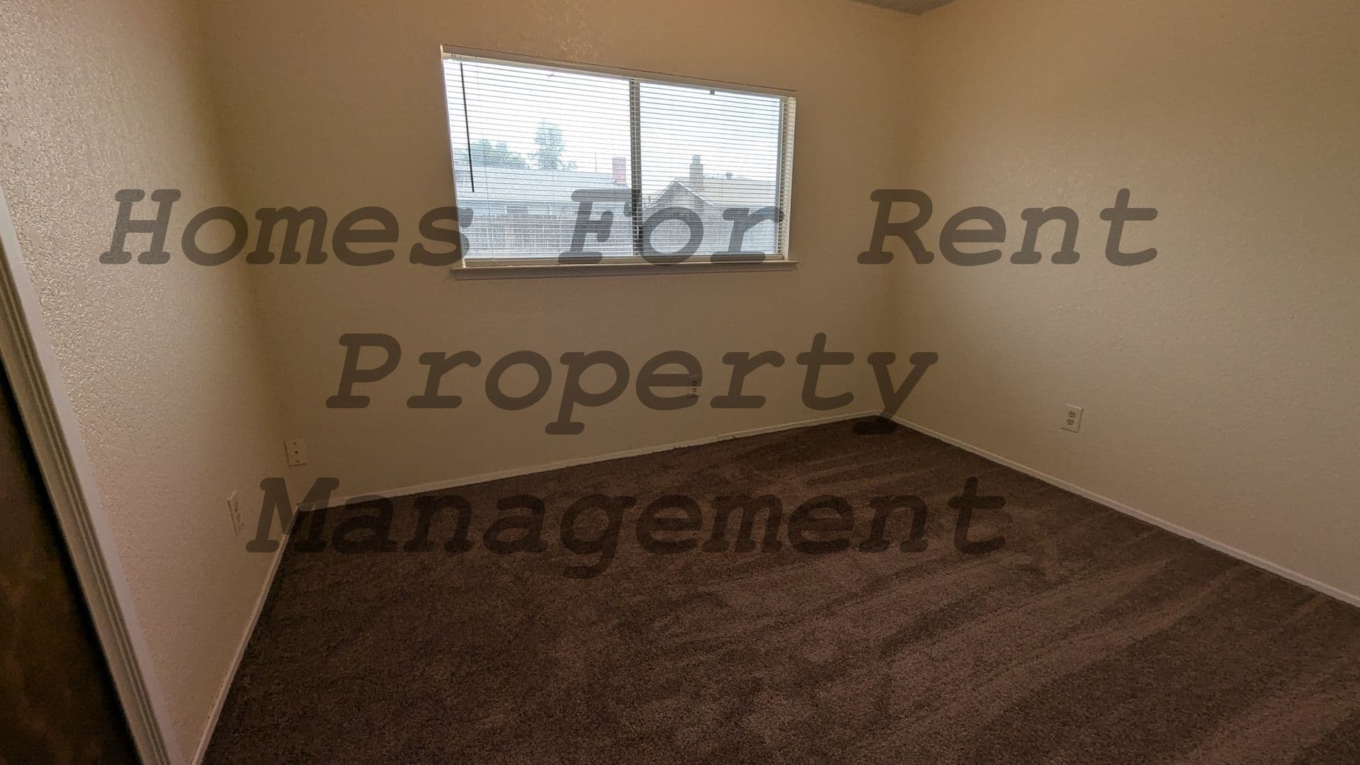 Porterville House: 1051 W. Thurman Ave