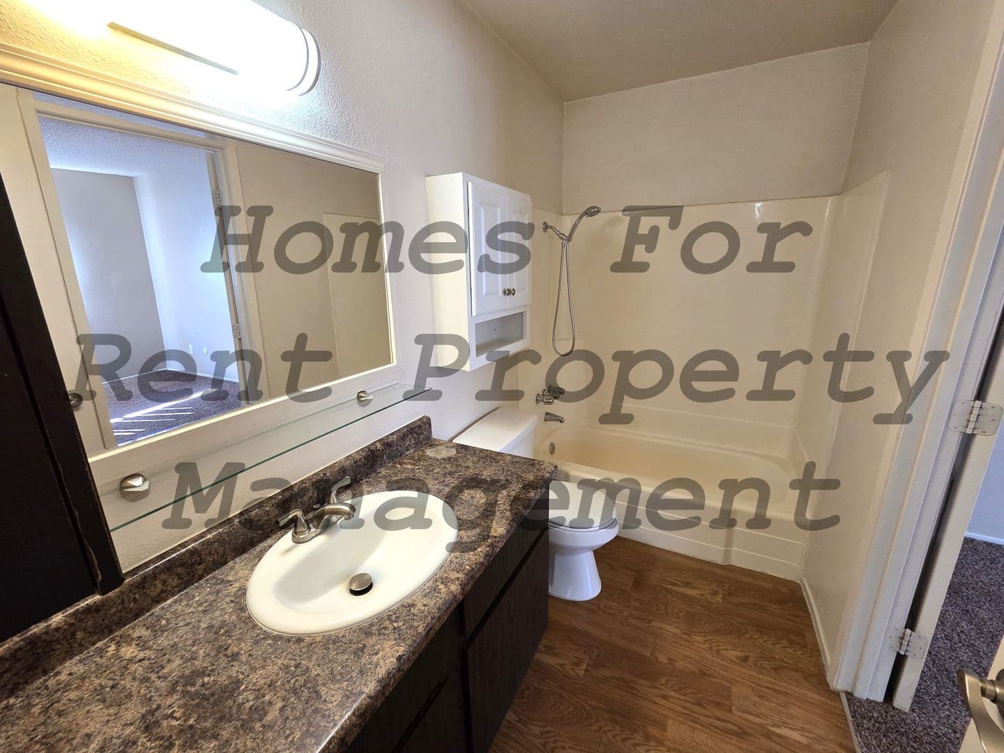 Porterville Apartment: 333 N. Indiana St.