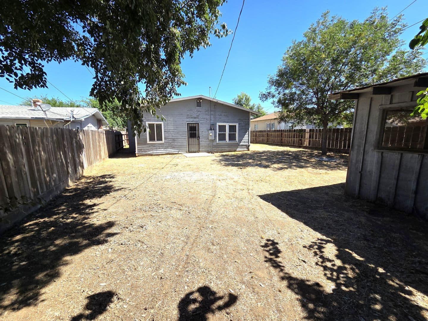 Porterville House: 345 W. Kanai Ave