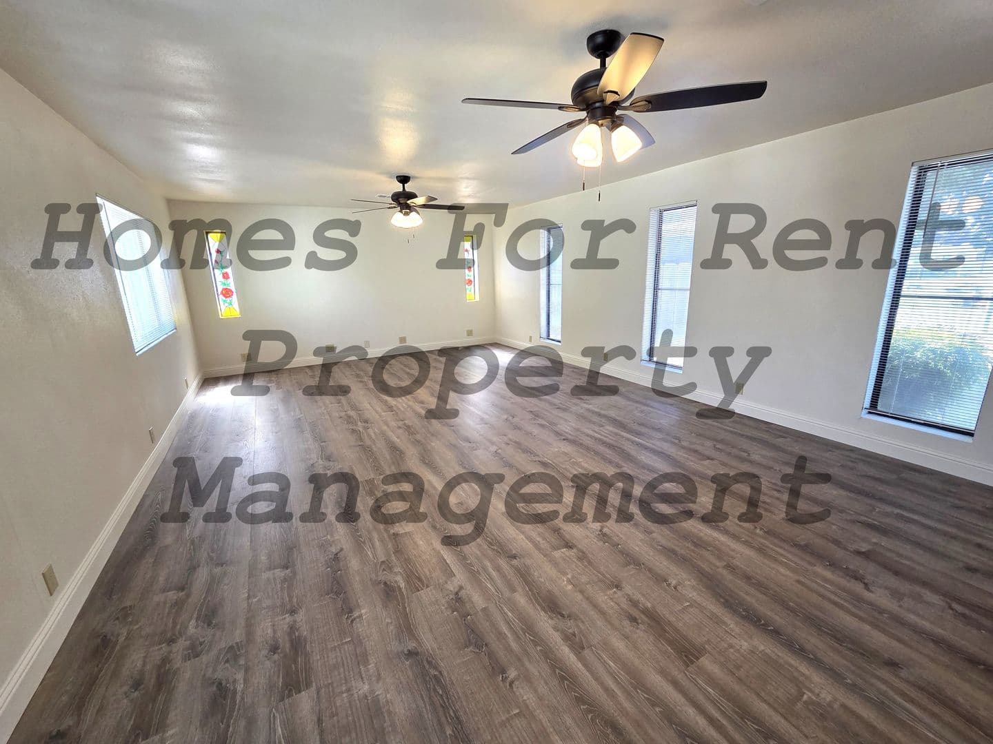 Porterville House: 711 Sandra Ln