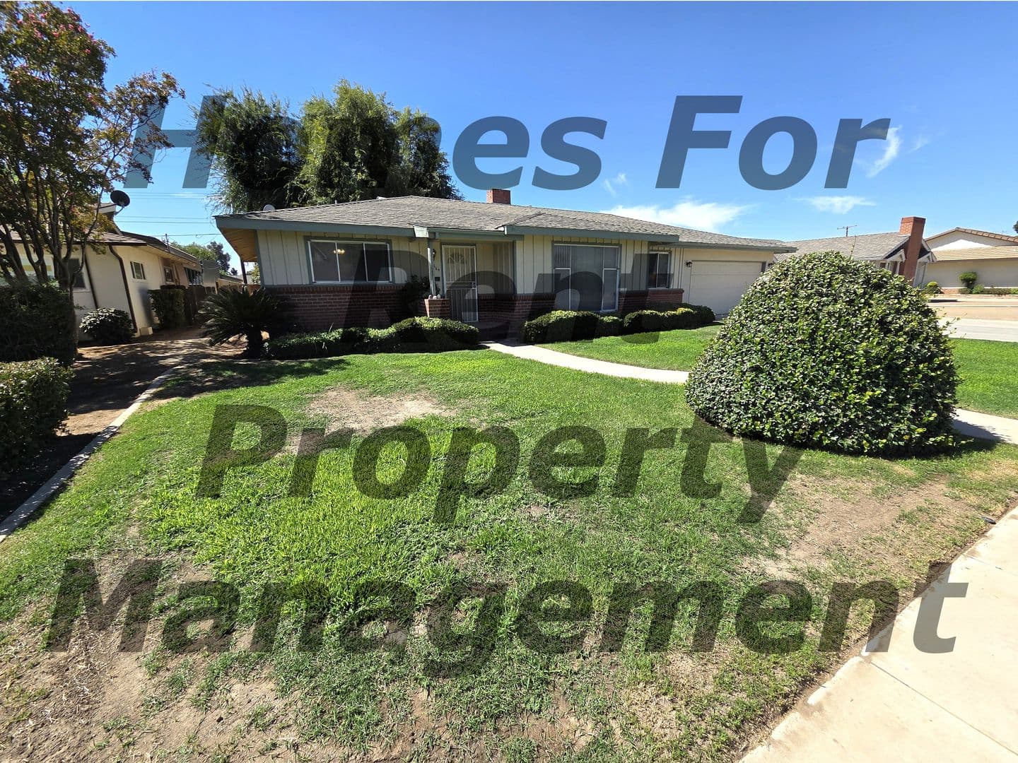 Porterville House: 669 W. Kanai Ave.
