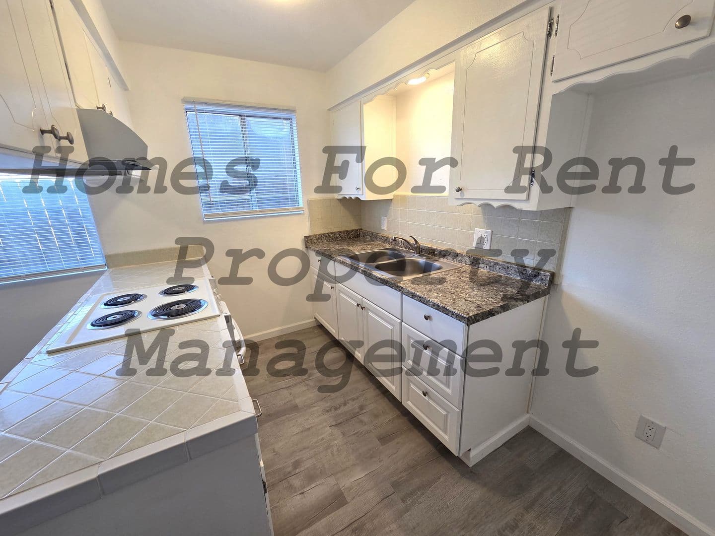 Porterville Apartment: 332 N. 2nd St