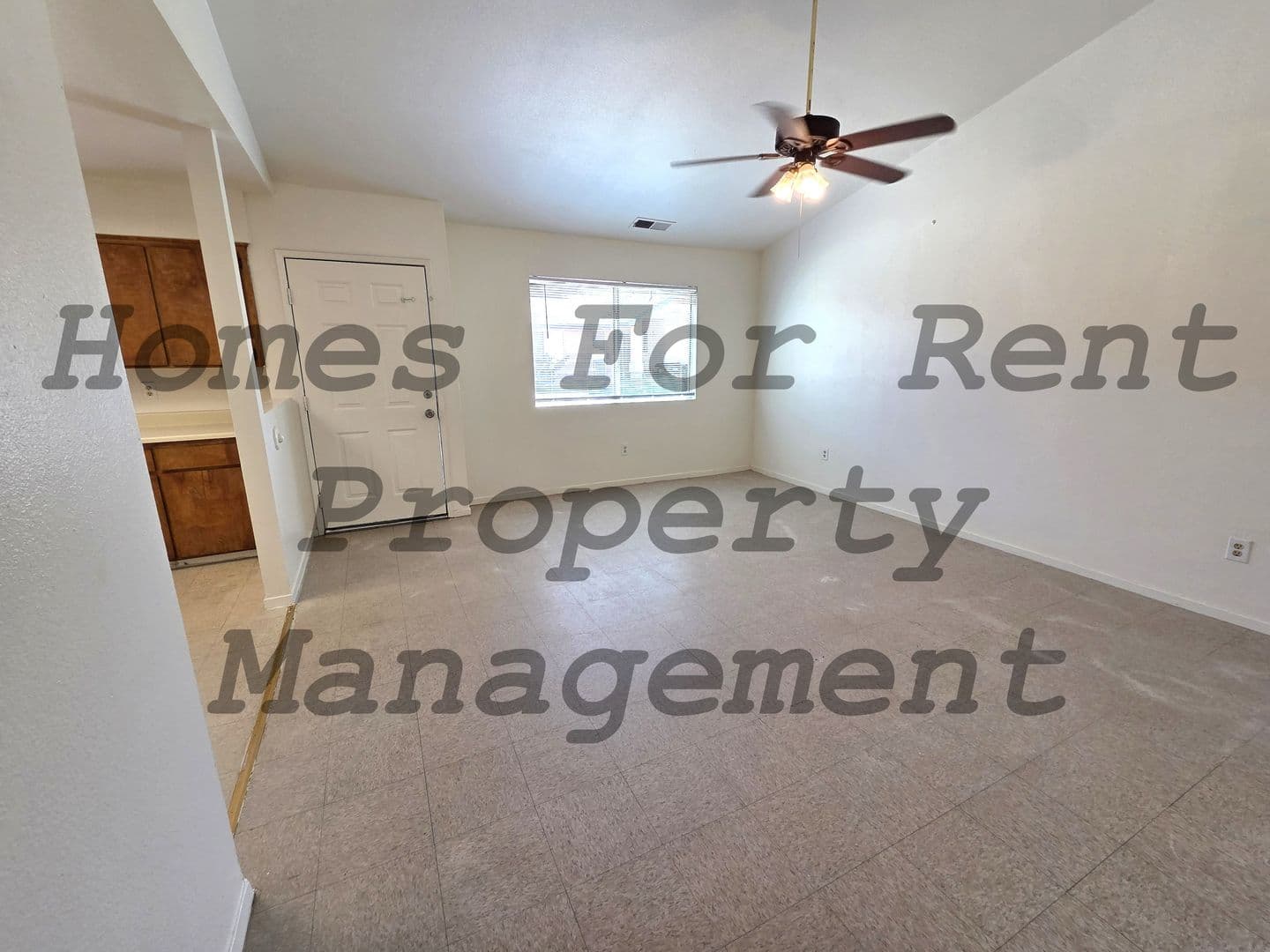 Porterville Apartment: 1719 W. Putnam Ave