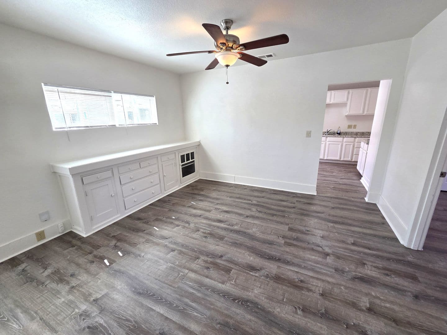 Porterville House: 345 W. Kanai Ave