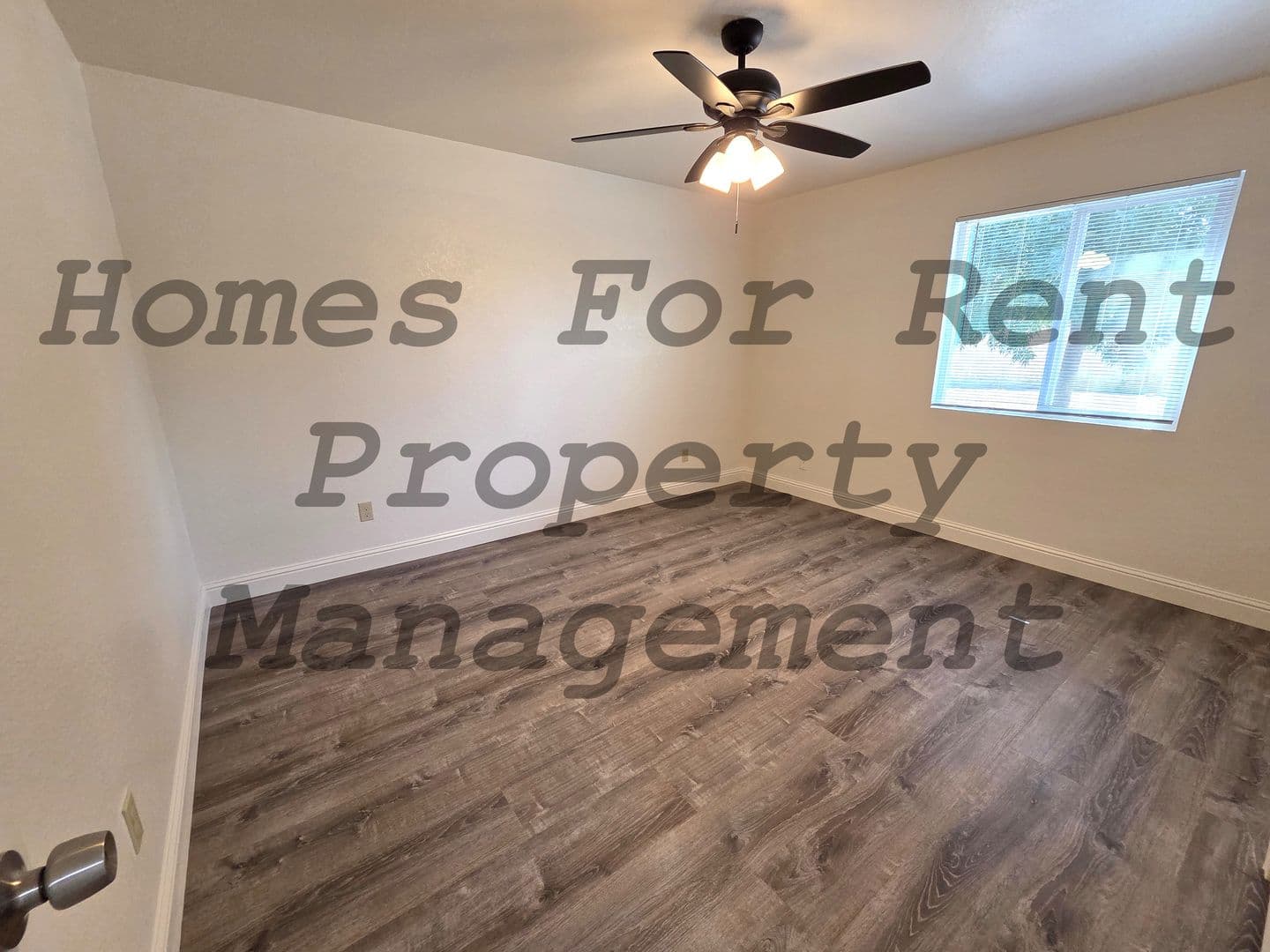 Porterville House: 711 Sandra Ln