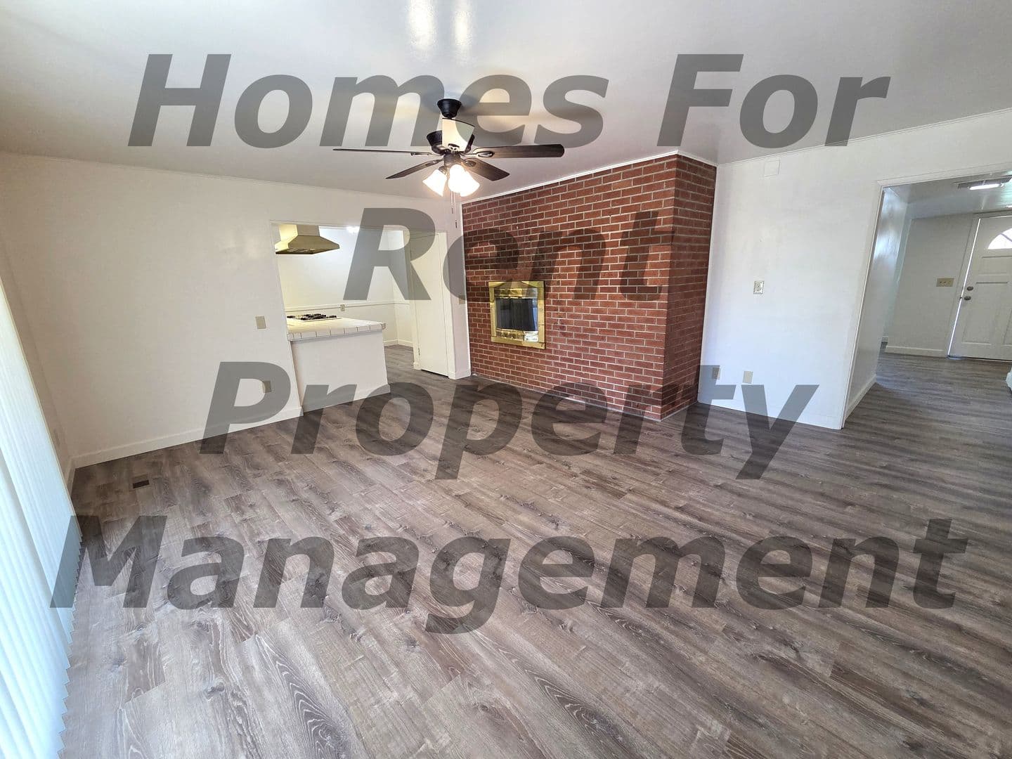 Porterville House: 669 W. Kanai Ave.