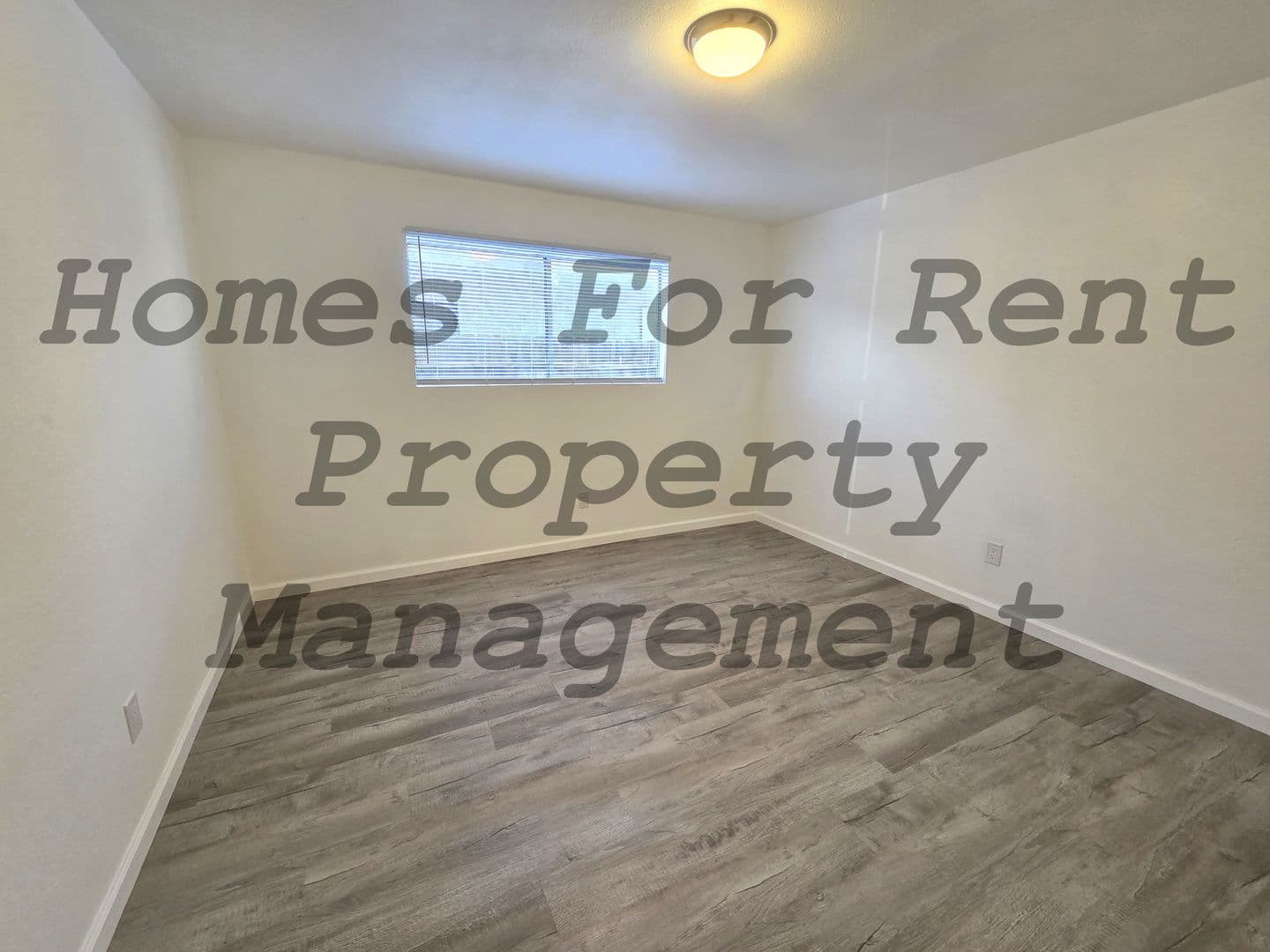 Porterville Apartment: 332 N. 2nd St