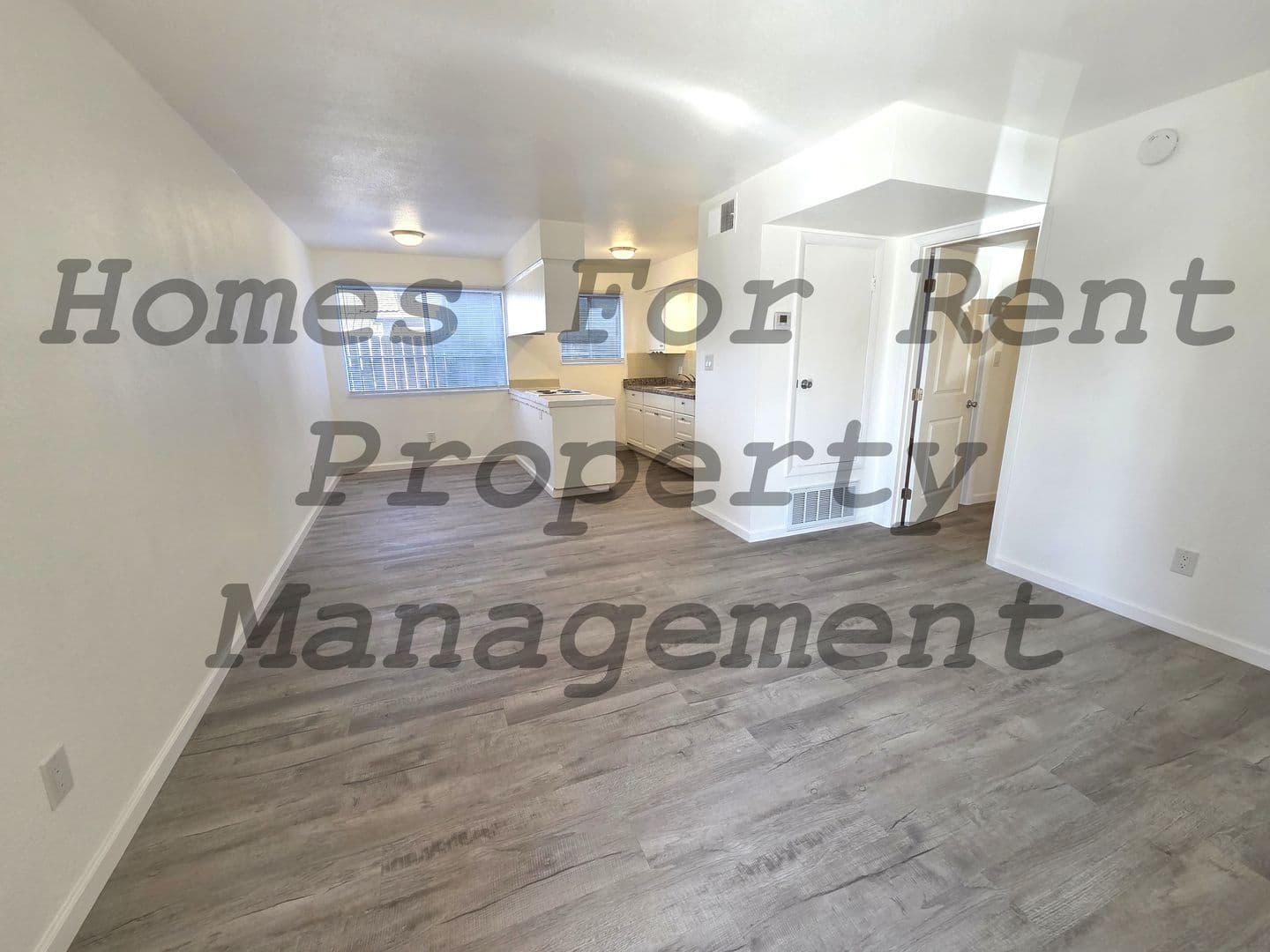 Porterville Apartment: 332 N. 2nd St