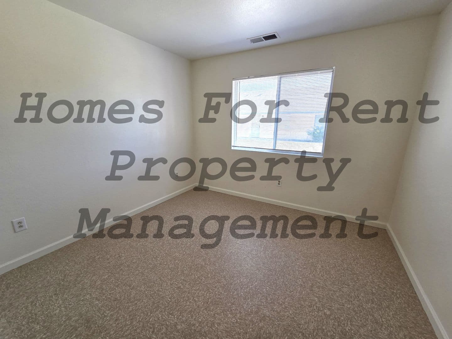 Porterville Apartment: 1719 W. Putnam Ave