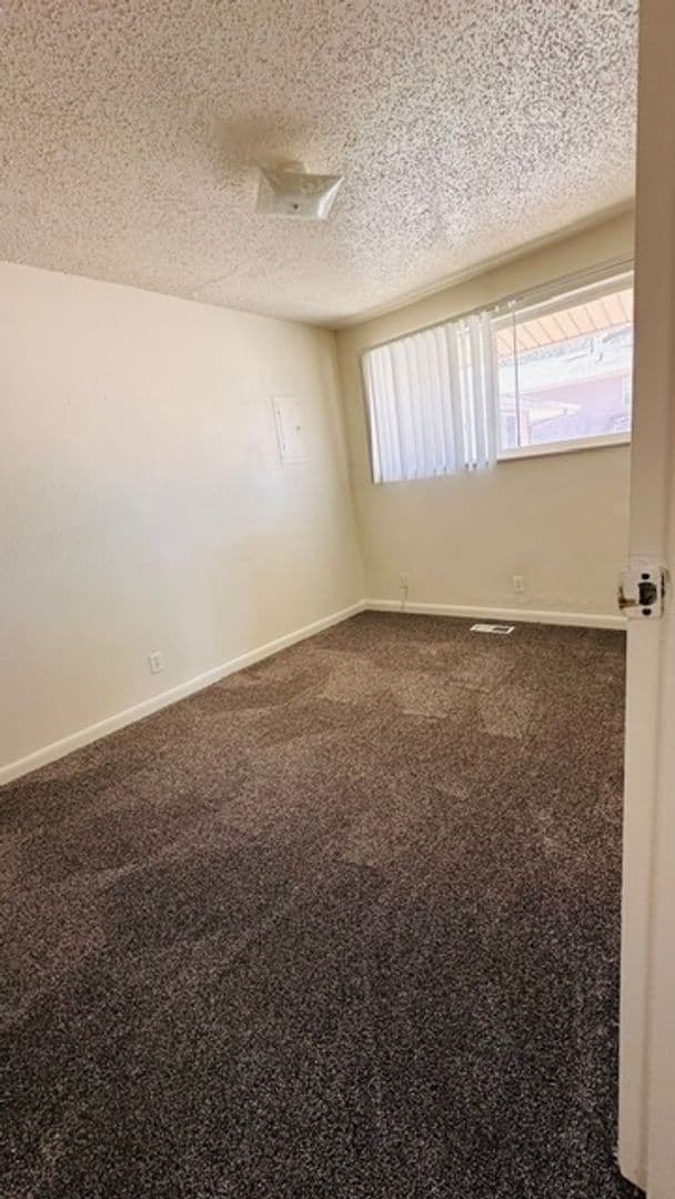 Rock Springs Apartment: 105 A Skyline Drive