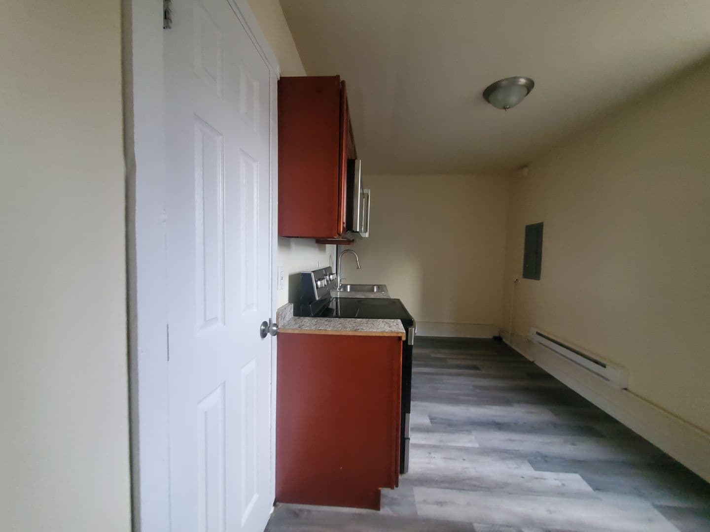 Allentown Apartment: 347 N 7th Street