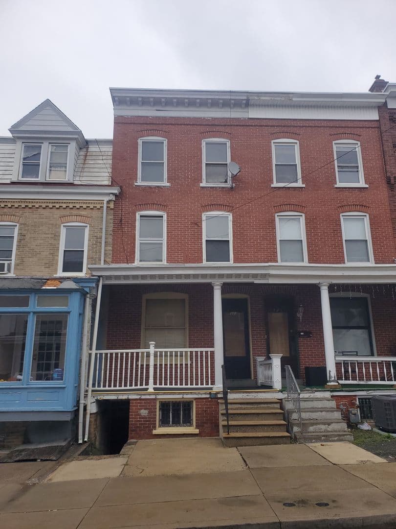 Allentown Apartment: 323 N Franklin Street