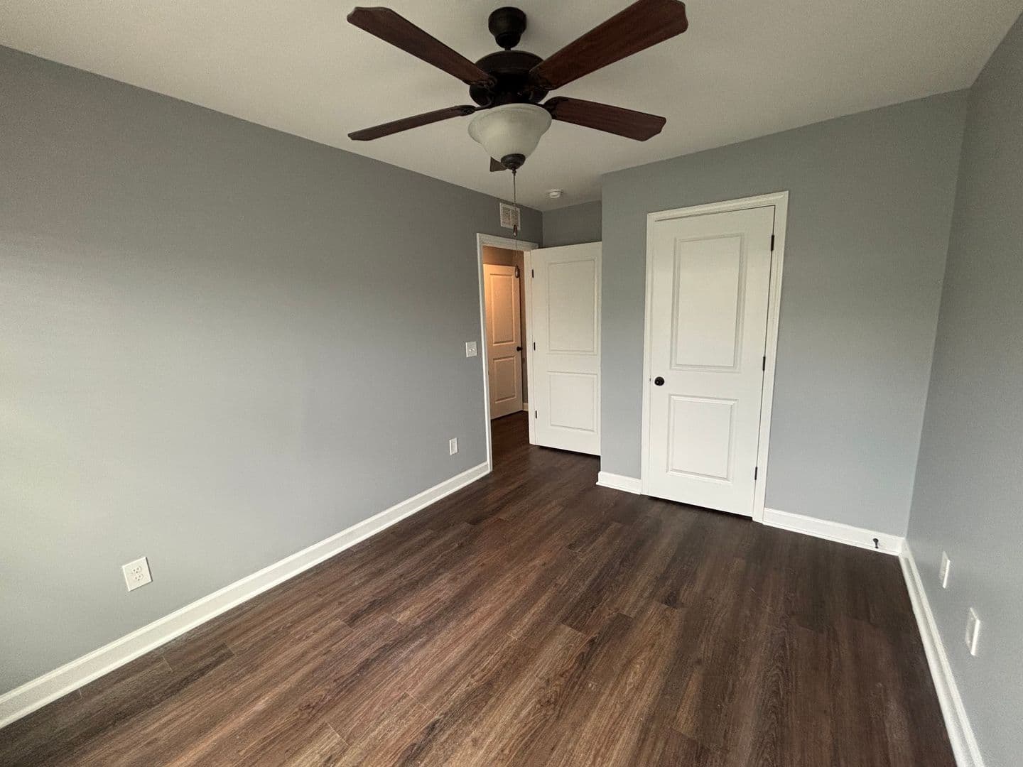 Columbia Apartment: Wiley and Superior Street