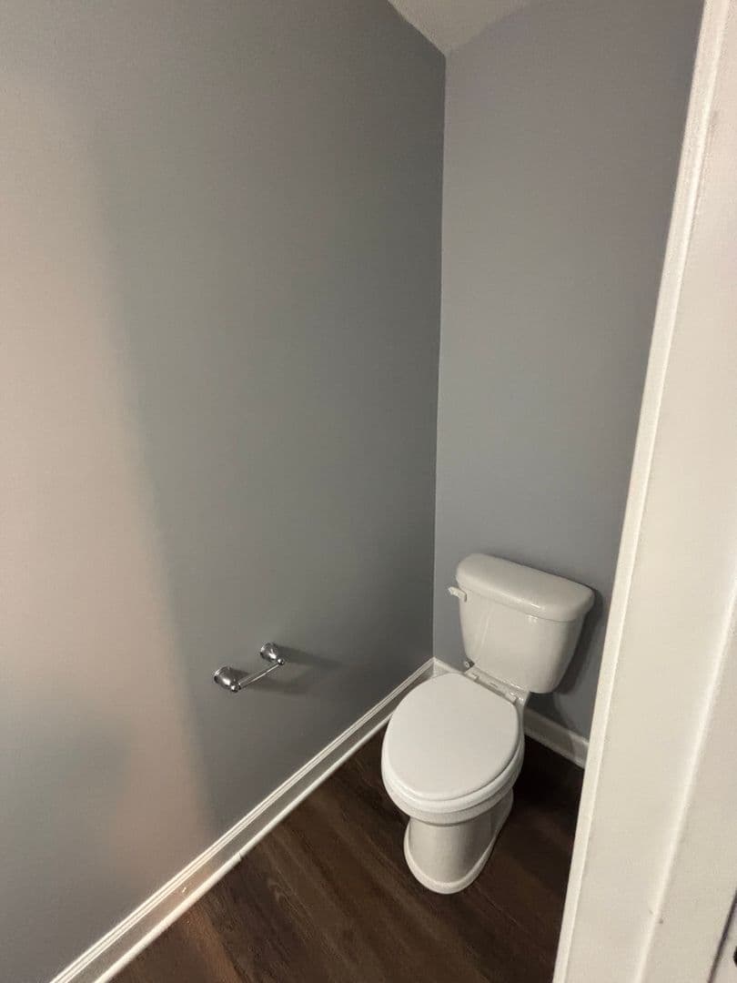 Columbia Apartment: Wiley and Superior Street