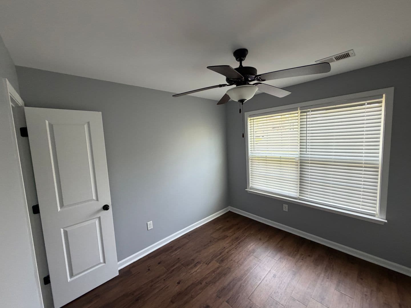 Spartanburg Apartment: 482 Brawley Street
