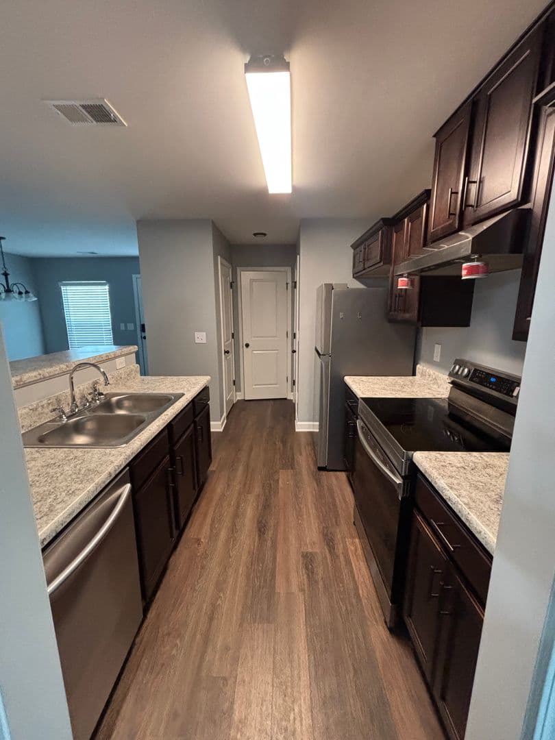Columbia Apartment: Wiley and Superior Street
