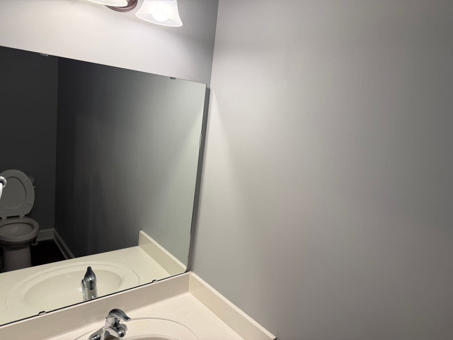 Columbia Apartment: Wiley and Superior Street