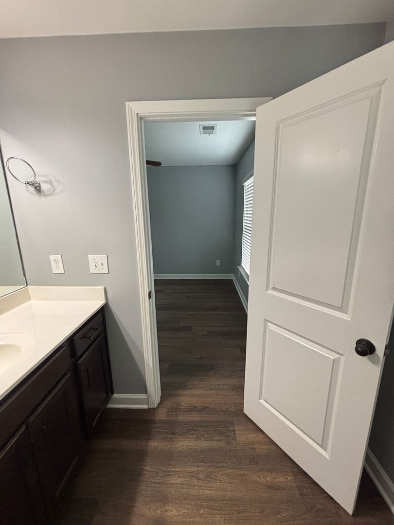 Columbia Apartment: Wiley and Superior Street