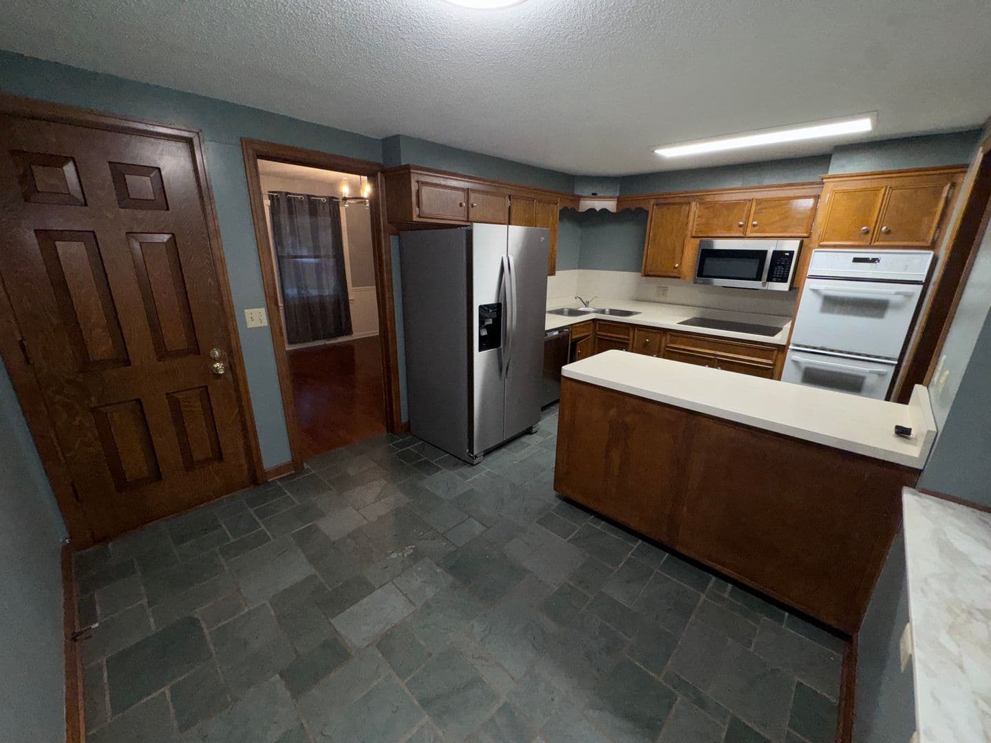 Rochester House: 517 6th Ave SW