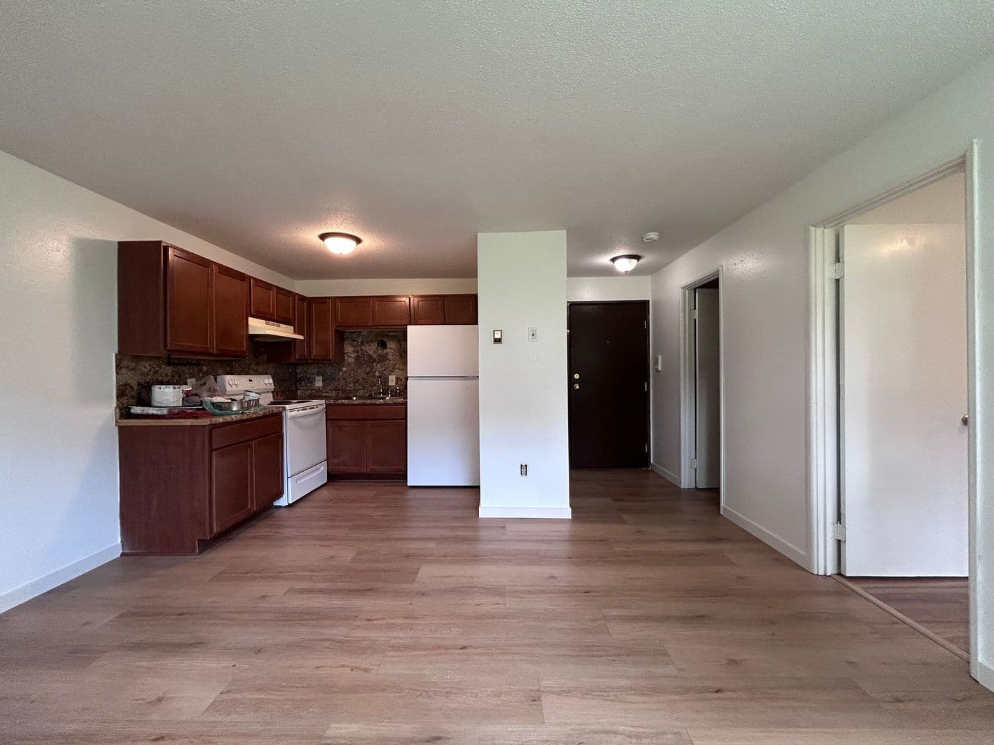 Owatonna Apartment: 112 21st St NW - Apt #4