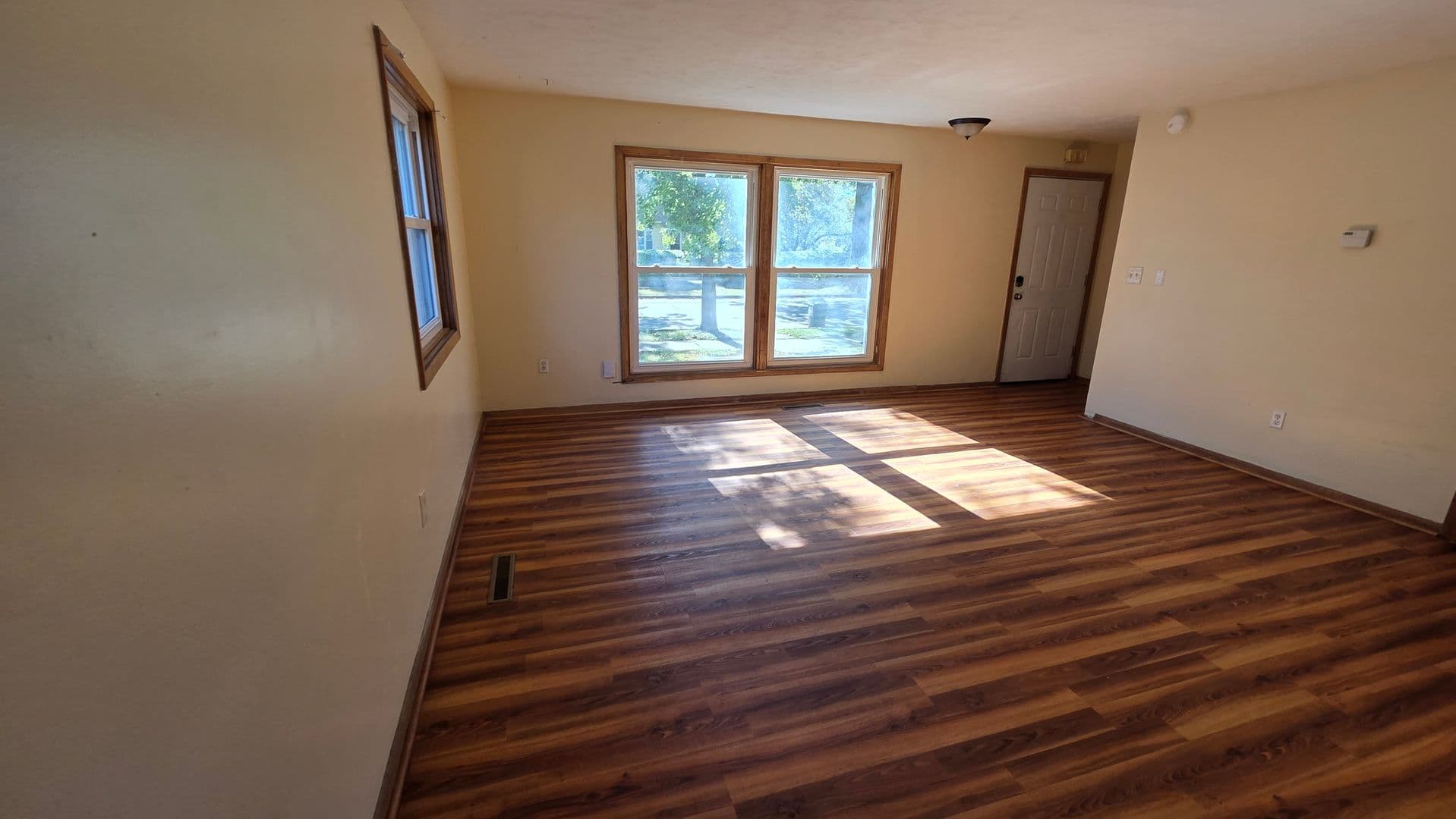 Austin Apartment: 601 1/2 13th Ave SE