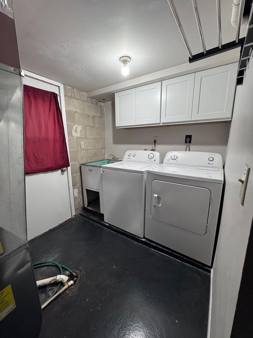 Rochester House: 517 6th Ave SW