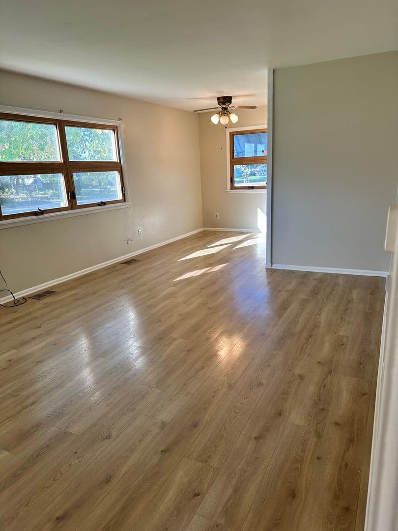 Rochester House: 2719 Markay St SE