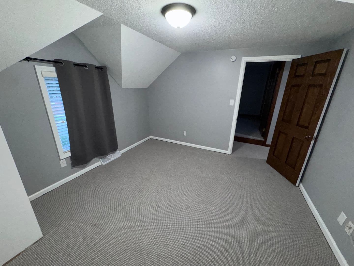 Rochester House: 517 6th Ave SW