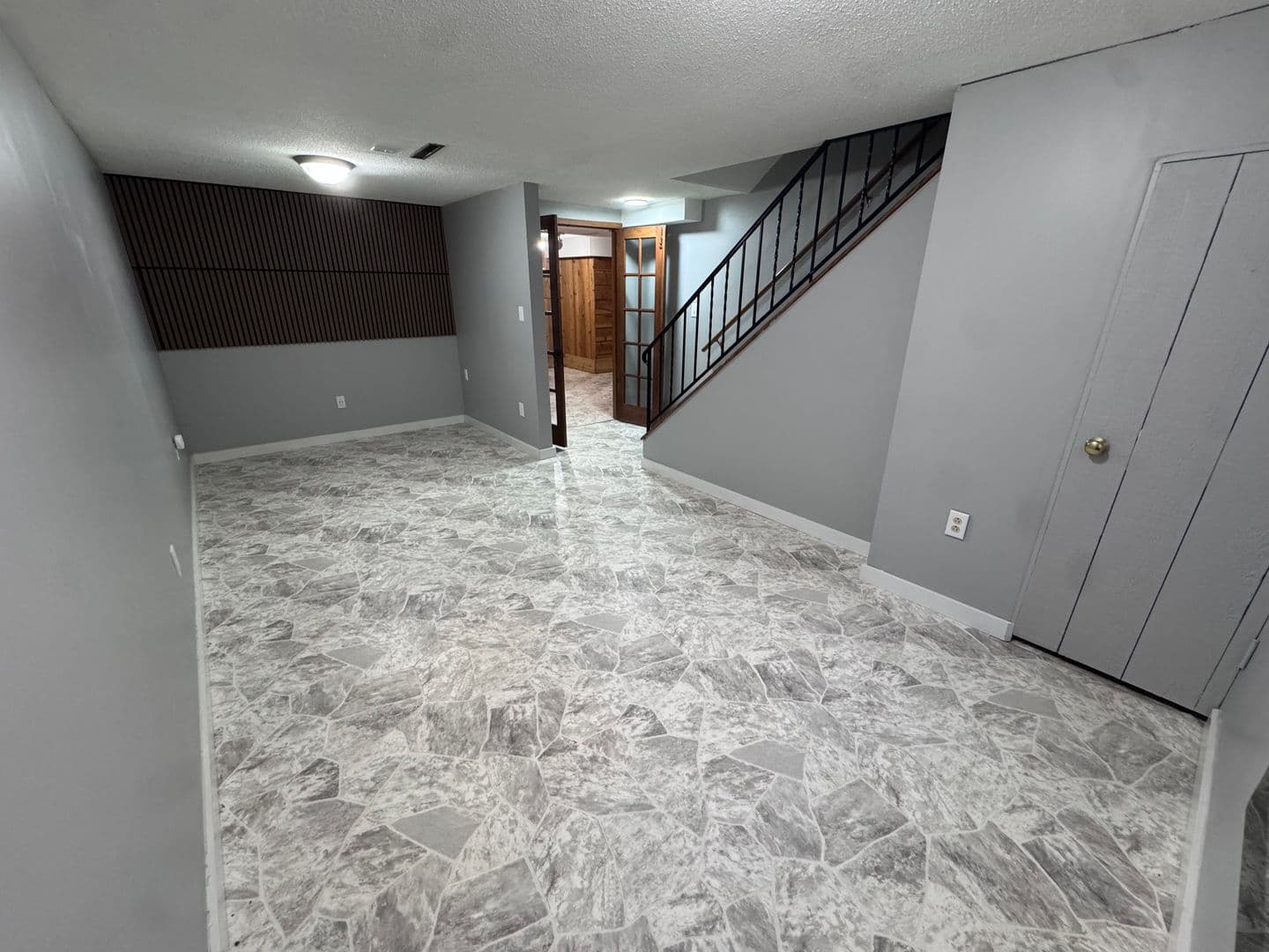 Rochester House: 517 6th Ave SW